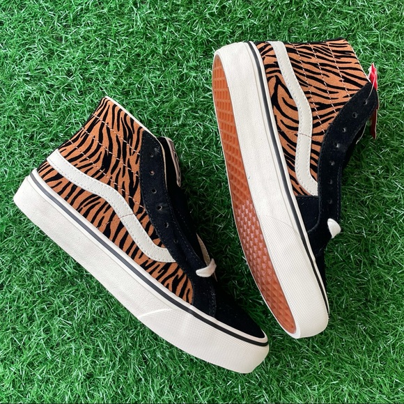 Vans Sk8 Hi 38 Decon S Animal Stripes - Picture 2 of 5